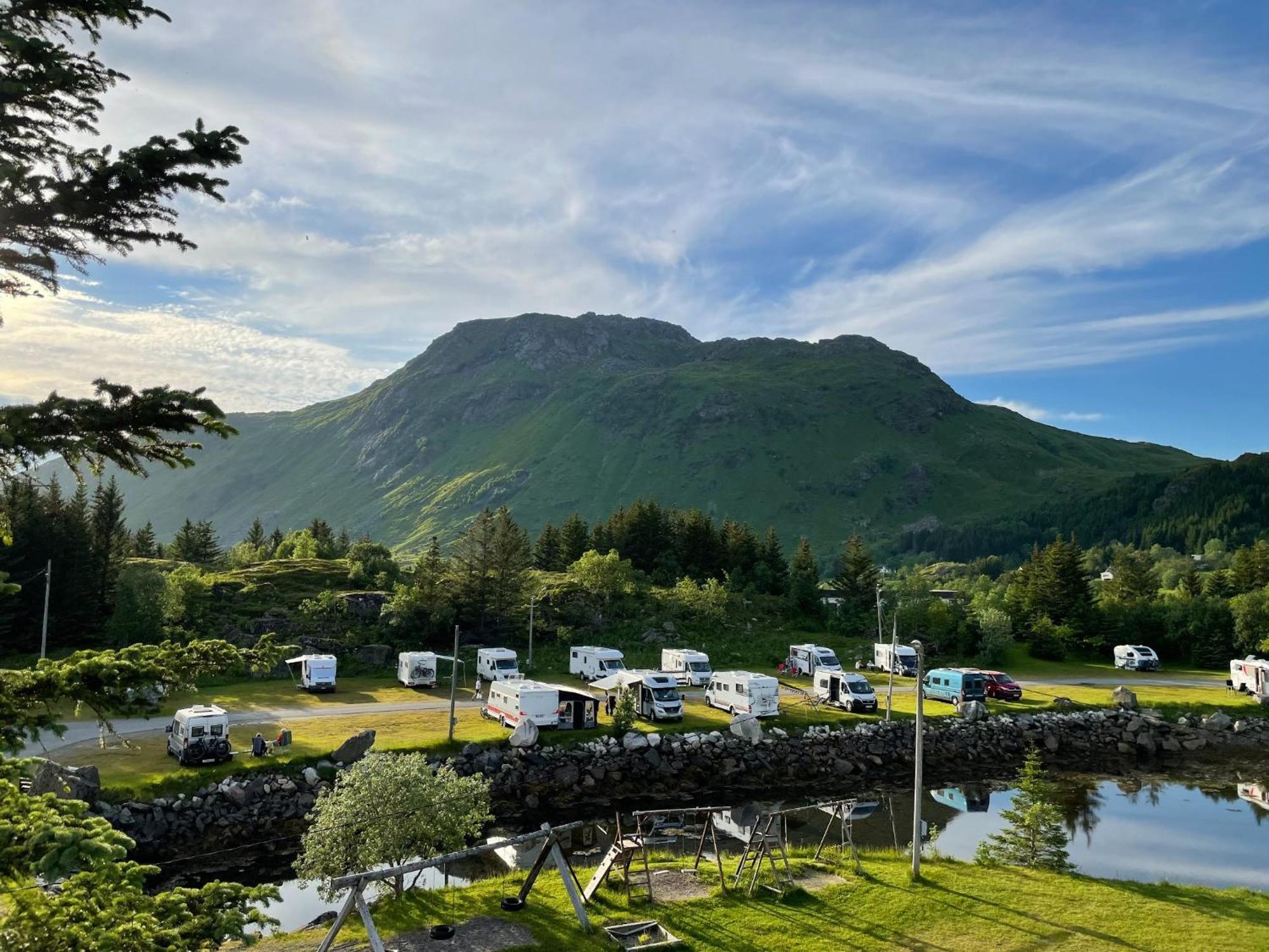 Brustranda Fjordcamping Valberg Esterno foto